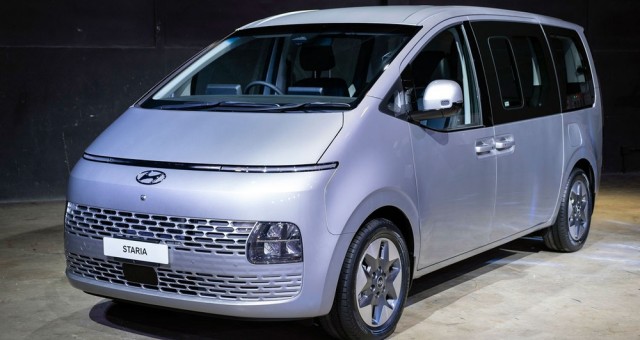 Chiêm ngưỡng tận mắt hình ảnh của mẫu MPV tiền tỷ Hyundai Staria 2021 tại Thái Lan